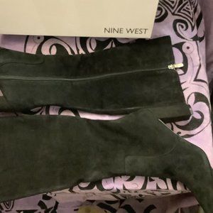 NIB Nine West Danee Black Suede Boots  Size:  6